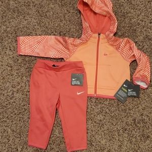 nike therma sweatsuit